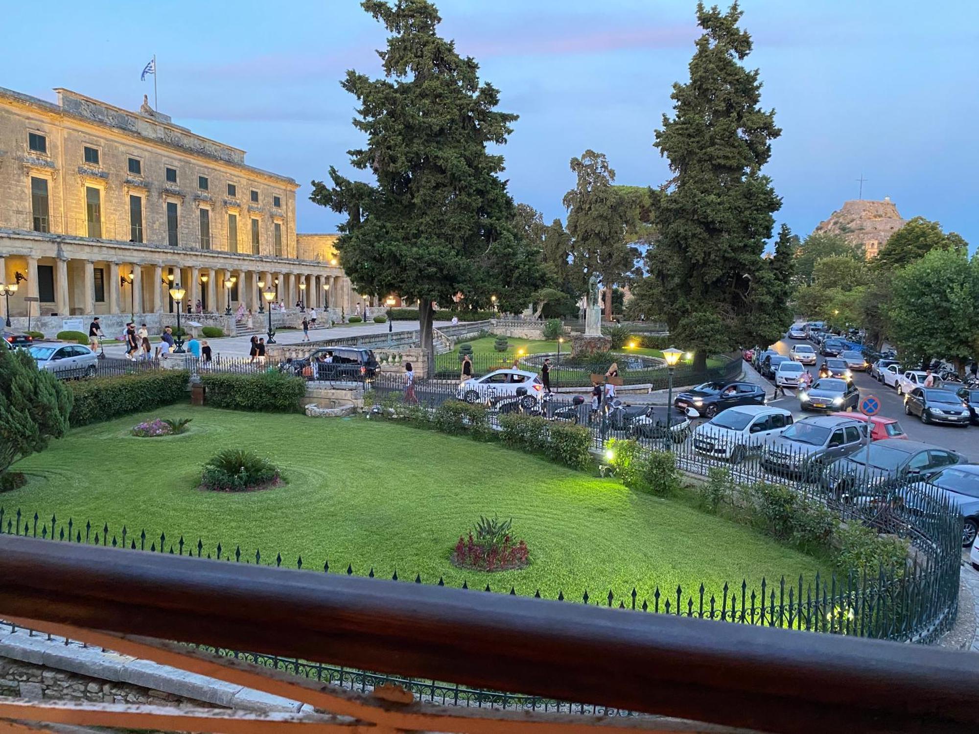 Palazzo Luxury Suite - View To Liston Square & Old Fortress Of Corfu Old Town Zewnętrze zdjęcie